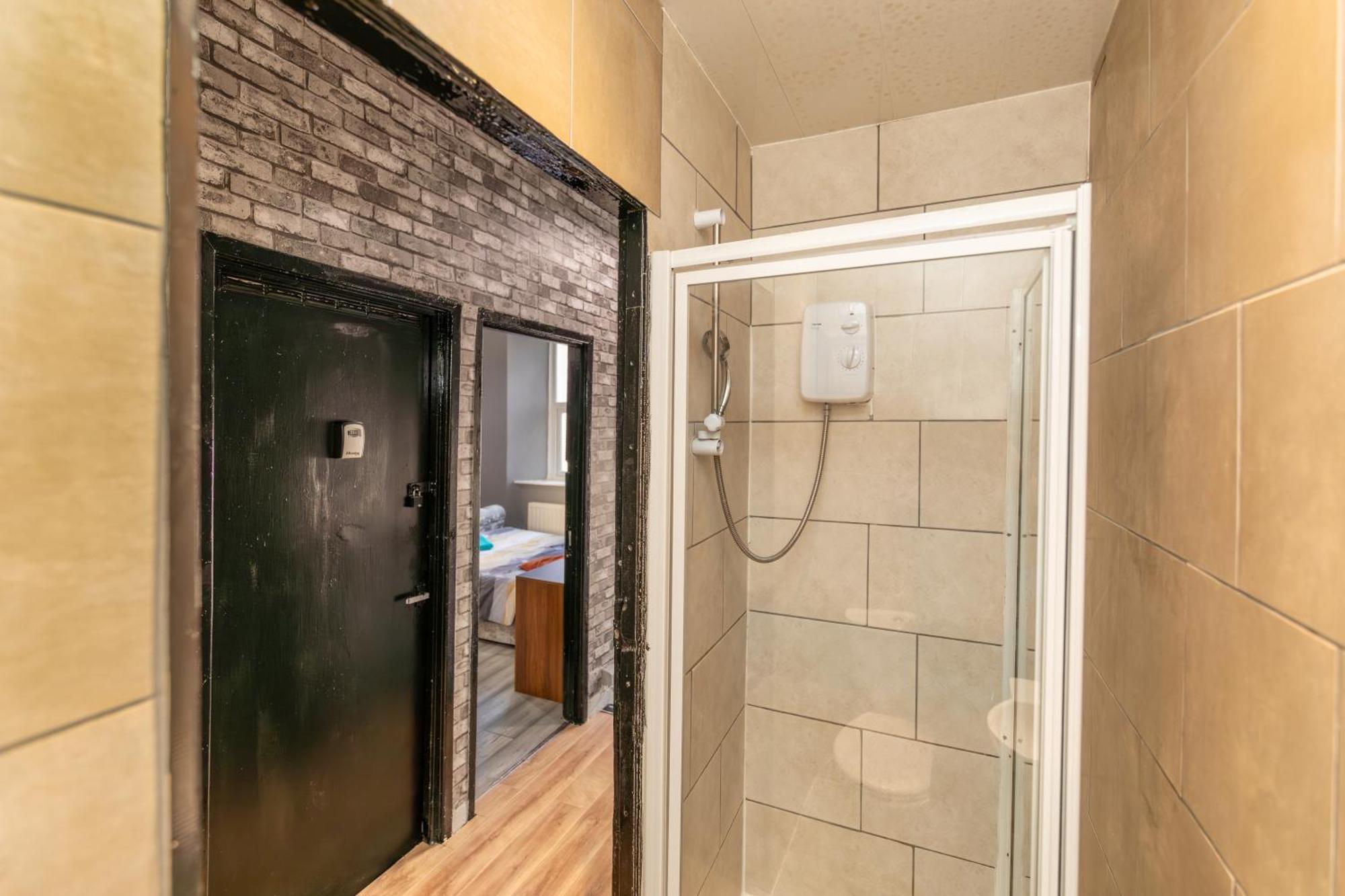 Newcastle City Centre Super Spacious Town House Free Parking And Wi-Fi Exteriér fotografie