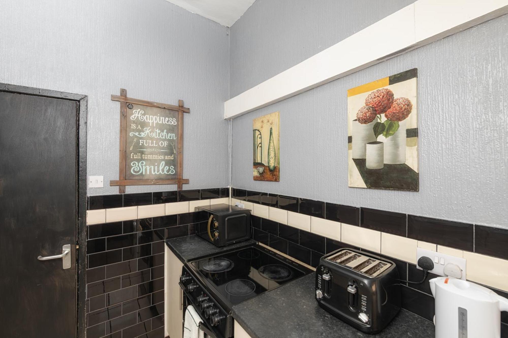 Newcastle City Centre Super Spacious Town House Free Parking And Wi-Fi Exteriér fotografie
